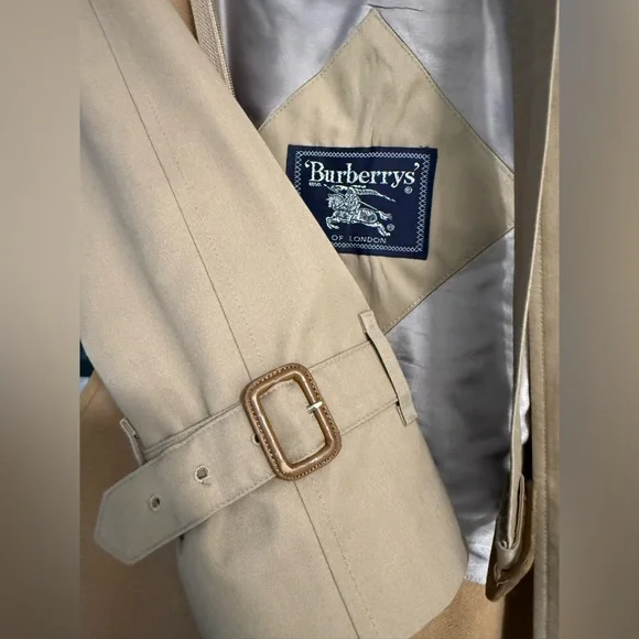Vintage Burberrys Trench Coat Long Beige Nova Check Wool Liner - Picture 3 of 12